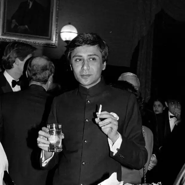Naveen Patnaik at the Metropolitan Club in New York City celebrating a book release