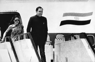Prime Minister Rajiv Gandhi and wife, Sonia Gandhi, arrive in Delhi after their first state visit to the USSR